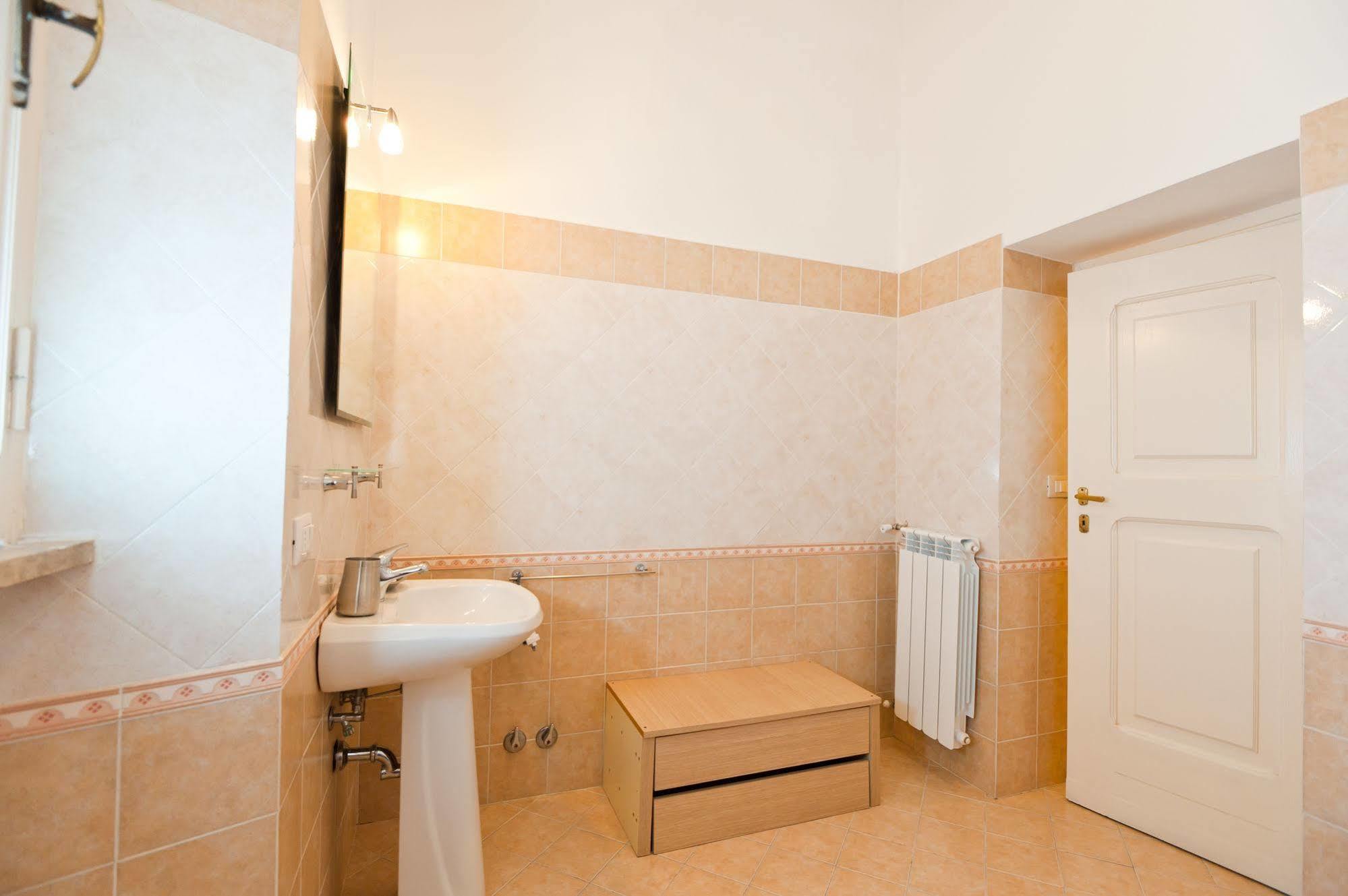 Rome Services Porta Castello מראה חיצוני תמונה