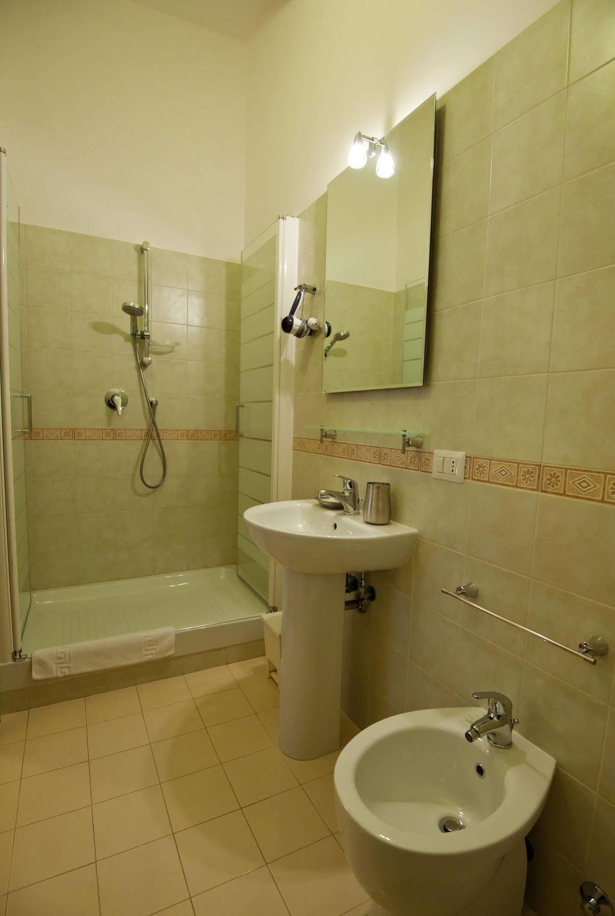 Rome Services Porta Castello מראה חיצוני תמונה