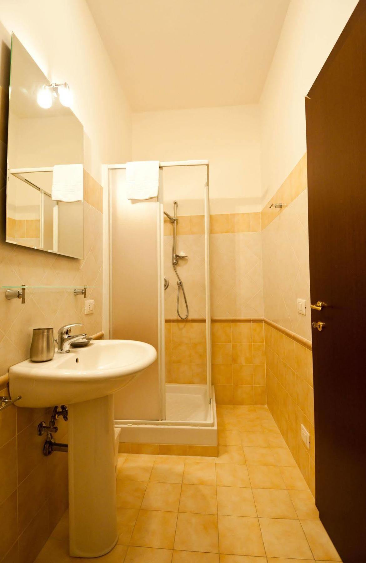 Rome Services Porta Castello מראה חיצוני תמונה